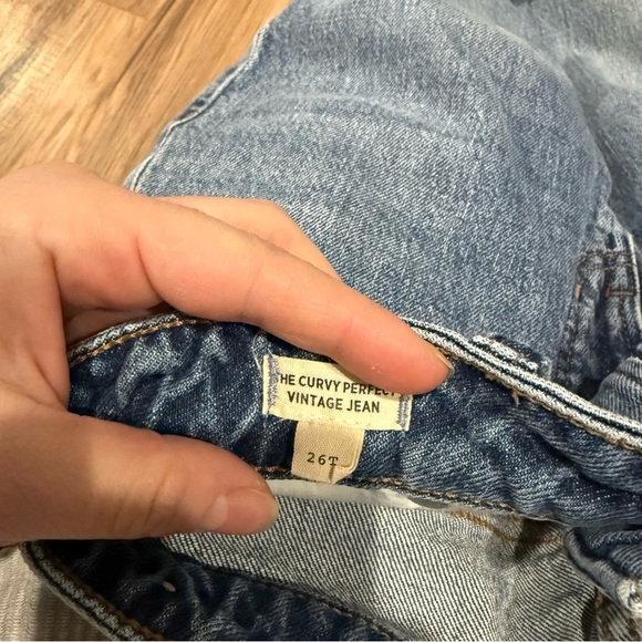 Madewell The Tall Curvy Perfect Vintage Jean in Heathcote Wash - Picture 8 of 12